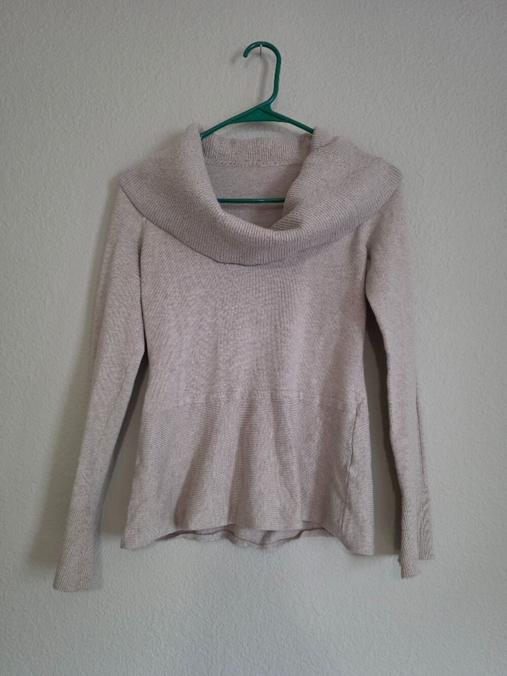 White House Black Market Women's Sweater Size XS
